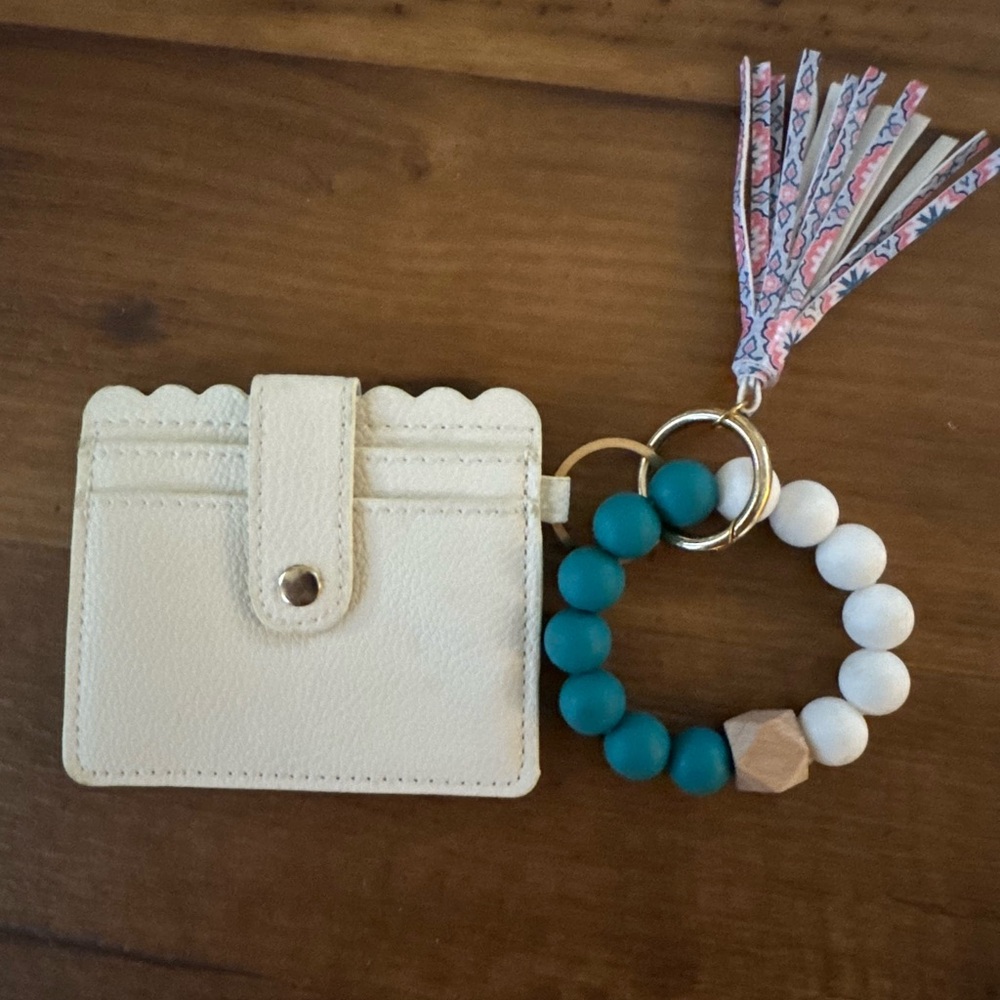 Cream Card Holder with Teal and White Beaded Keychain